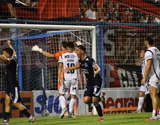 Newell’s cayó con Acassuso y fue eliminado en 32avos de final de la Copa Argentina