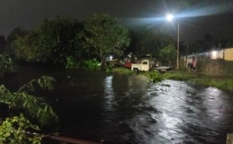 Tucumán: un nene murió electrocutado mientras jugaba en la calle bajo la lluvia
