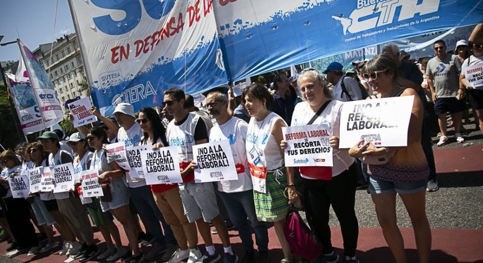 Cámara del Trabajo revoca la cautelar y restablece 82 artículos de la reforma laboral