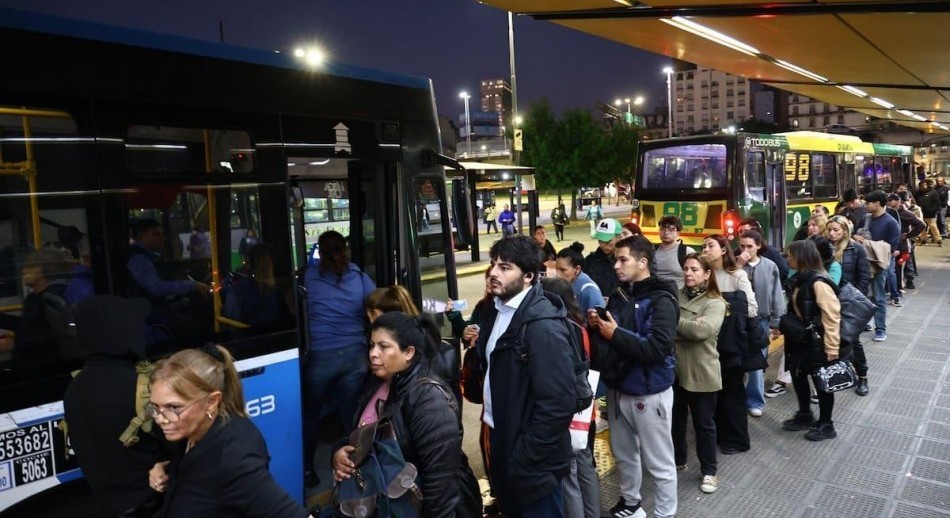 Cuánto costará viajar en colectivo y subte a partir de este lunes en el AMBA