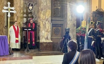 En el Tedeum, Milei logró ensayar una ansiada foto de unidad 