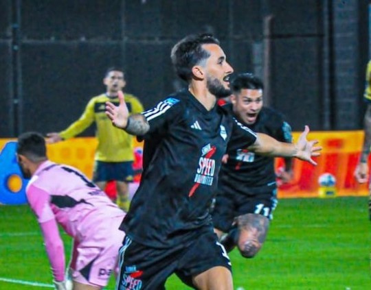 Riestra dio el batacazo y goleó a Boca en el arranque del Clausura